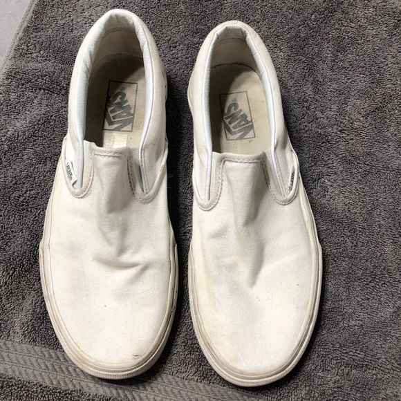 white slip on vans size 9